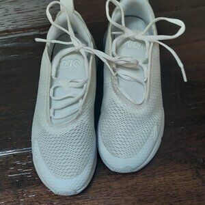 Nike Air 270 White Size 2Y